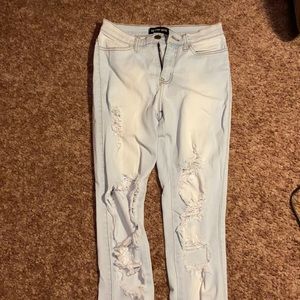 Fashion Nova Womens Size 1 Ripped Jeans